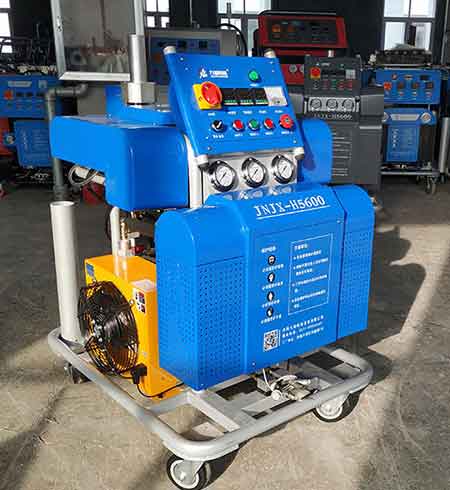 聚脲噴涂機(jī)價格(圖1) H5600聚脲噴涂機(jī)