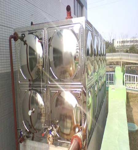 太陽(yáng)能水箱發(fā)泡(圖4) 太陽(yáng)能水箱發(fā)泡